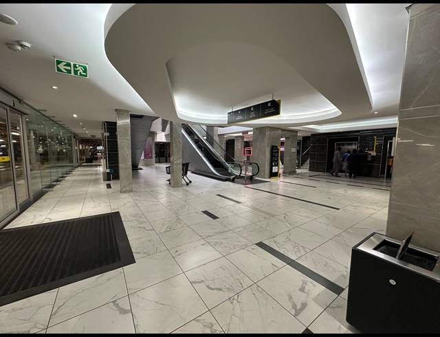 466M² RETAIL TO LET IN BENMORE GARDENS